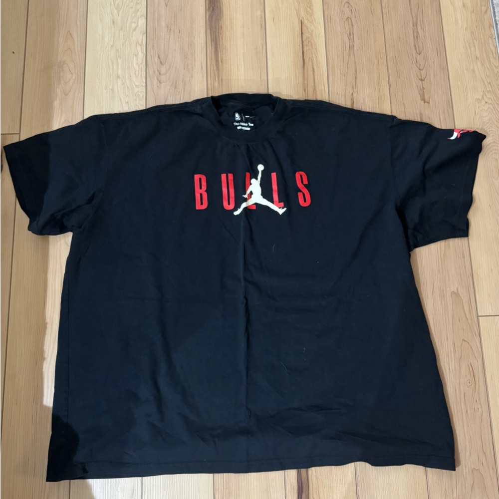 Nike Black Bulls T-Shirt